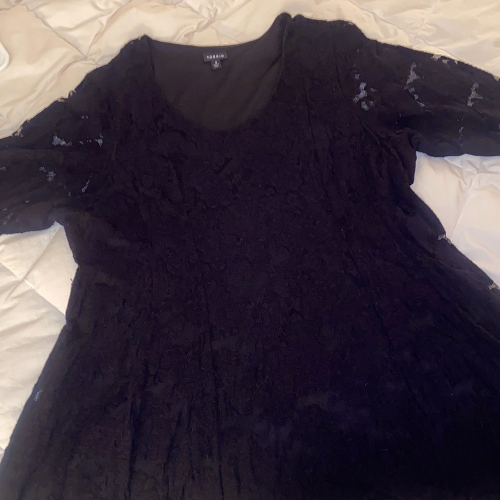 Black quarter sleeve dress